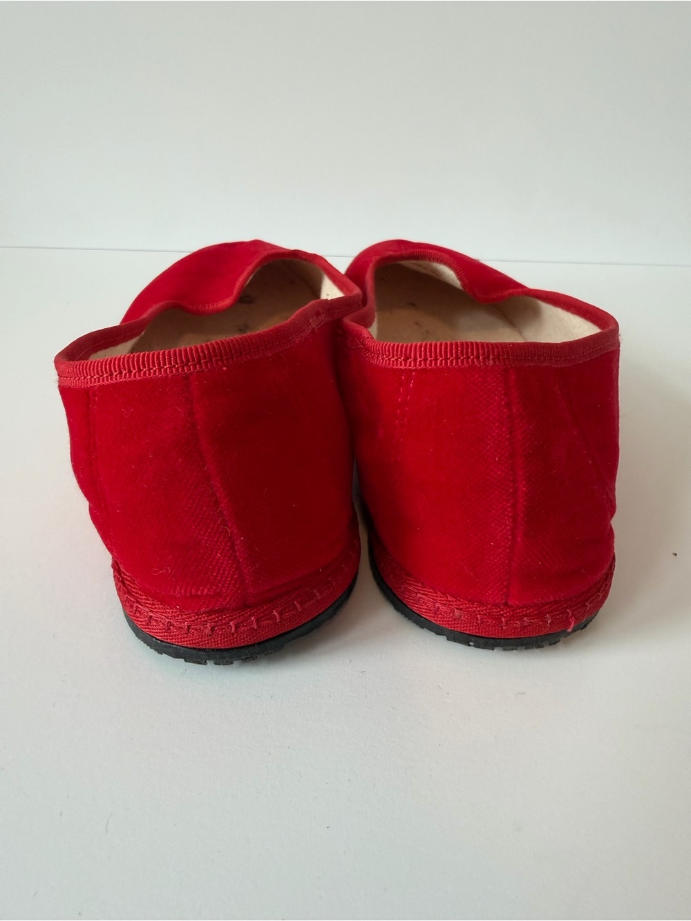 Vibi Venezia Women's Classic Velvet Rosso Flats, Size 41 (US 11) - Picture 8 of 11